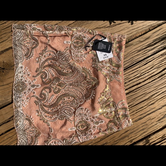 Dazzling, Festive Mini Skirt - Picture 3 of 3